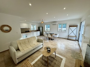 TV - Villa l'Auzon, Ardèche(1) (Pont-de-Labeaume)