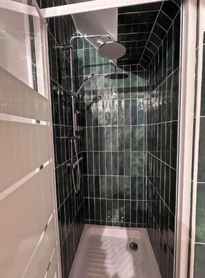 Dusche, Toilettenpapier
