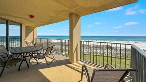Outdoor dining - Beachfront!  3RD Floor Corner unit!! Great Winter Rates!! (Orange Beach)