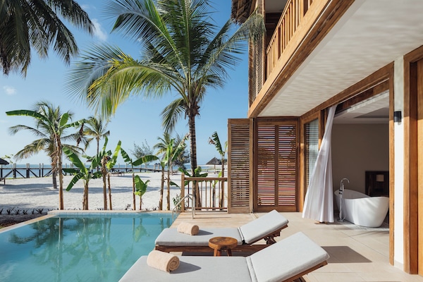 Suite ejecutiva, 1 cama de matrimonio grande (Swim Up, Front Ocean View) | Terraza o patio