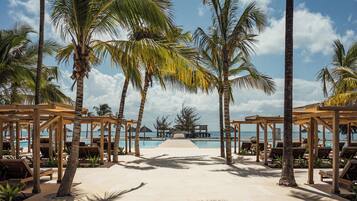 6 kolam renang terbuka