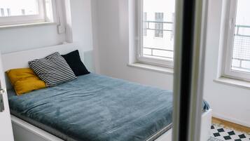 Deluxe Apartment | 2 bedrooms, desk, iron/ironing board, free WiFi