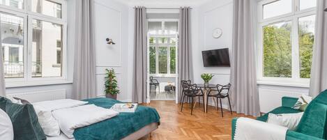 2. Private Room - Traveler's Best Choice | 1 bedroom, desk, laptop workspace, iron/ironing board