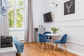 1. Private Room - Traveler's Best Choice | 1 bedroom, desk, laptop workspace, iron/ironing board - Traveler's Best- Old Town Guesthouse (Kraków)