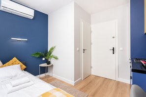 B. Studio Smart Apartments
