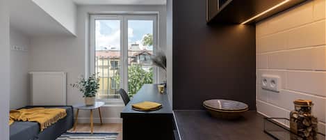 Desk, laptop workspace, iron/ironing board, free WiFi