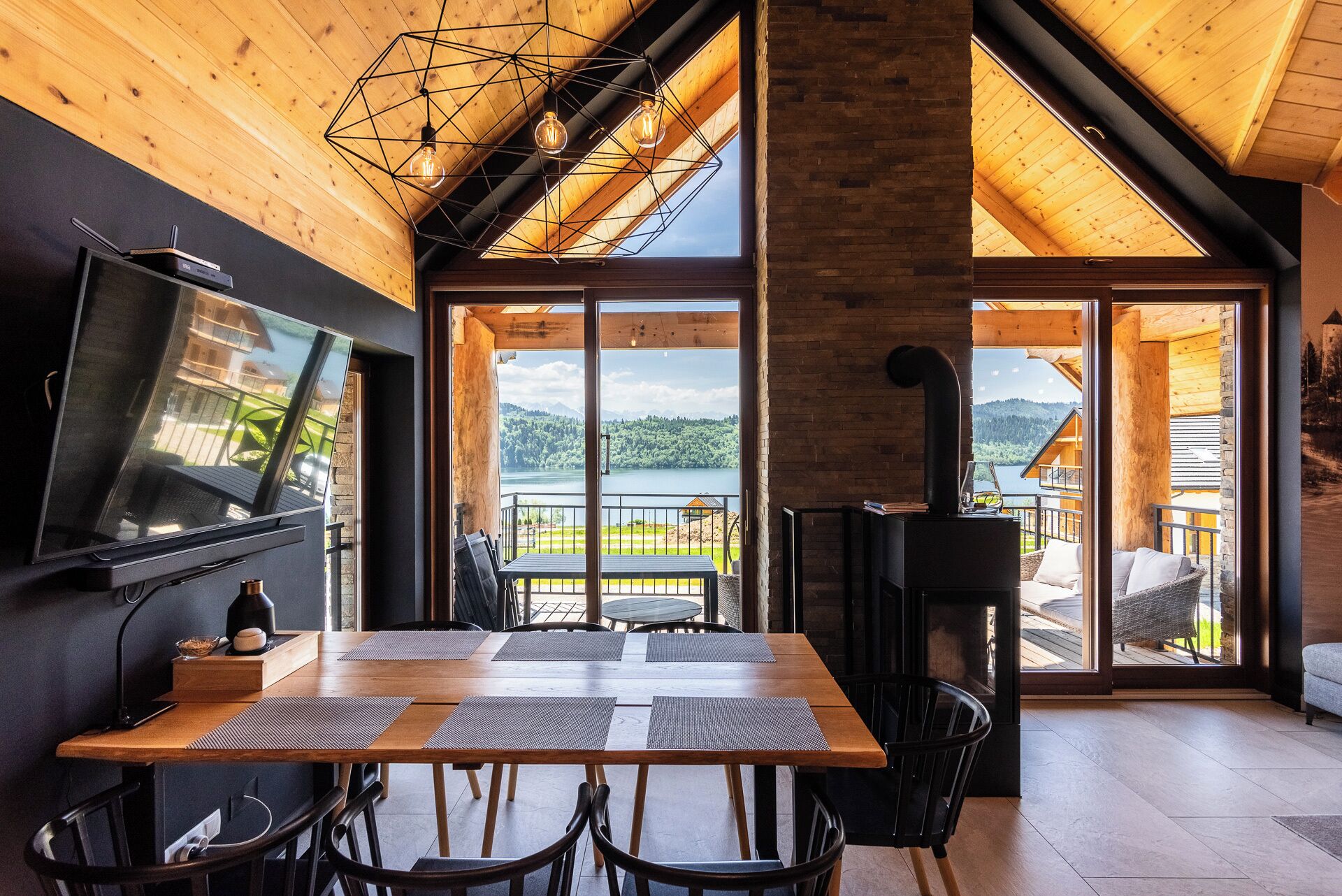 20. Stylchyn Park - Exclusive Apartment | In-room dining