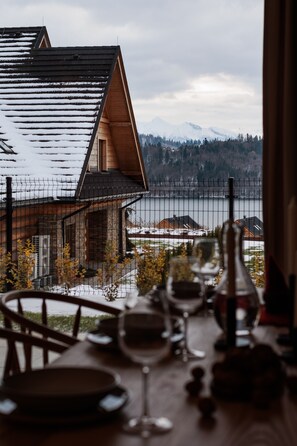 E1. Stylchyn Park - Exclusive Apartment | Vue de la chambre