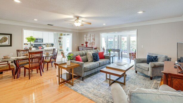 Living area - Family-friendly Lakeland Home w/ Patio + Yard! (Lakeland)