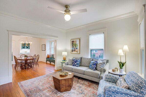 House (2 Bedrooms) | Interior