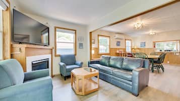 Rumah (2 Bedrooms) | Interior