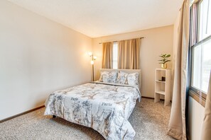 Departamento (2 Bedrooms) | 2 habitaciones, tabla de planchar con plancha y ropa de cama 