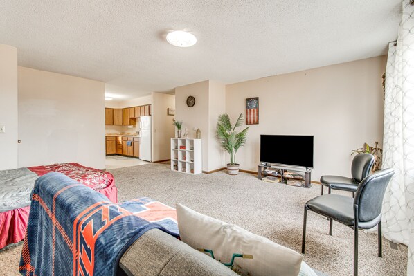 Apartment (2 Bedrooms) | Living area | TV - Savoy Apartment ~ 4 Mi to University of Illinois! (Savoy)