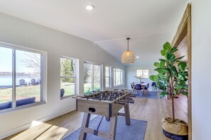 House (4 Bedrooms) | Interior - Modern Buckeye Lake Retreat: Game Room & Fire Pit! (Thornville)