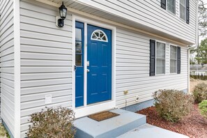 Exterior detail - Quiet Vacation Rental in Peachtree City w/ Yard! (Peachtree City)