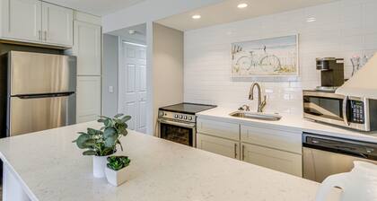 Hilton Head Island Studio w/ Patio: Walk to Beach!