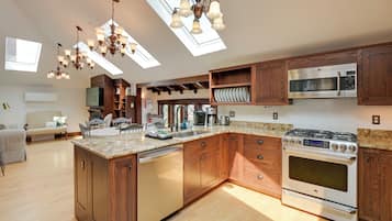 Villa (Multiple Bedrooms) | Interior