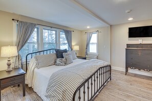 Vila (Multiple Bedrooms) | Parte interna