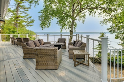 The Beachhouse Retreat w/ Prescot Bay Views!