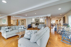 Villa (Multiple Bedrooms) | Interior