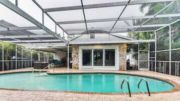 House (3 Bedrooms) | Front of property