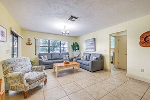 House (3 Bedrooms) | Interior - Marco Island Home w/ Private Pool & Water Views! (Marco Island)