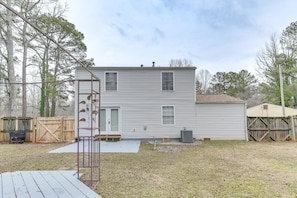 Exterior - Quiet Vacation Rental in Peachtree City w/ Yard! (Peachtree City)