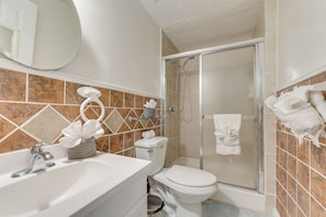 Bathroom - Quiet Vacation Rental in Peachtree City w/ Yard! (Peachtree City)