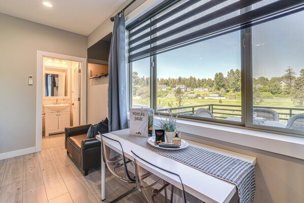 Apartment (0 Bedroom) | Interior - Modern Studio Suite in Sandy Point on Lummi Bay! (Ferndale)