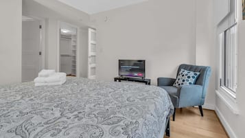 Apartment, 2 Bedrooms | 2 bedrooms, laptop workspace, iron/ironing board, free WiFi