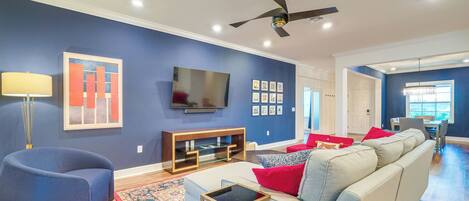 House (5 Bedrooms) | Front of property