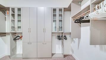 Maison (5 Bedrooms) | Intérieur