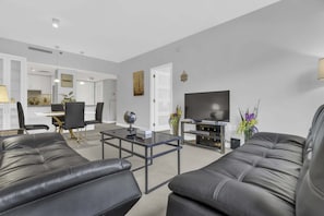 Appartement, 1 chambre | Coin séjour