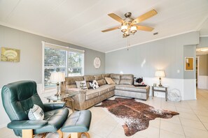 Casa (2 Bedrooms) | Interior