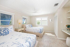 3 bedrooms, iron/ironing board, free WiFi, bed sheets