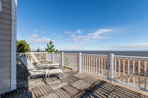 Terrace/patio - Bayfront home on Broadkill Beach!  1412 S Bayshore (Milton)