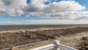 Unclassified image, 5 of 37, button - Bayfront home on Broadkill Beach!  1412 S Bayshore (Milton)