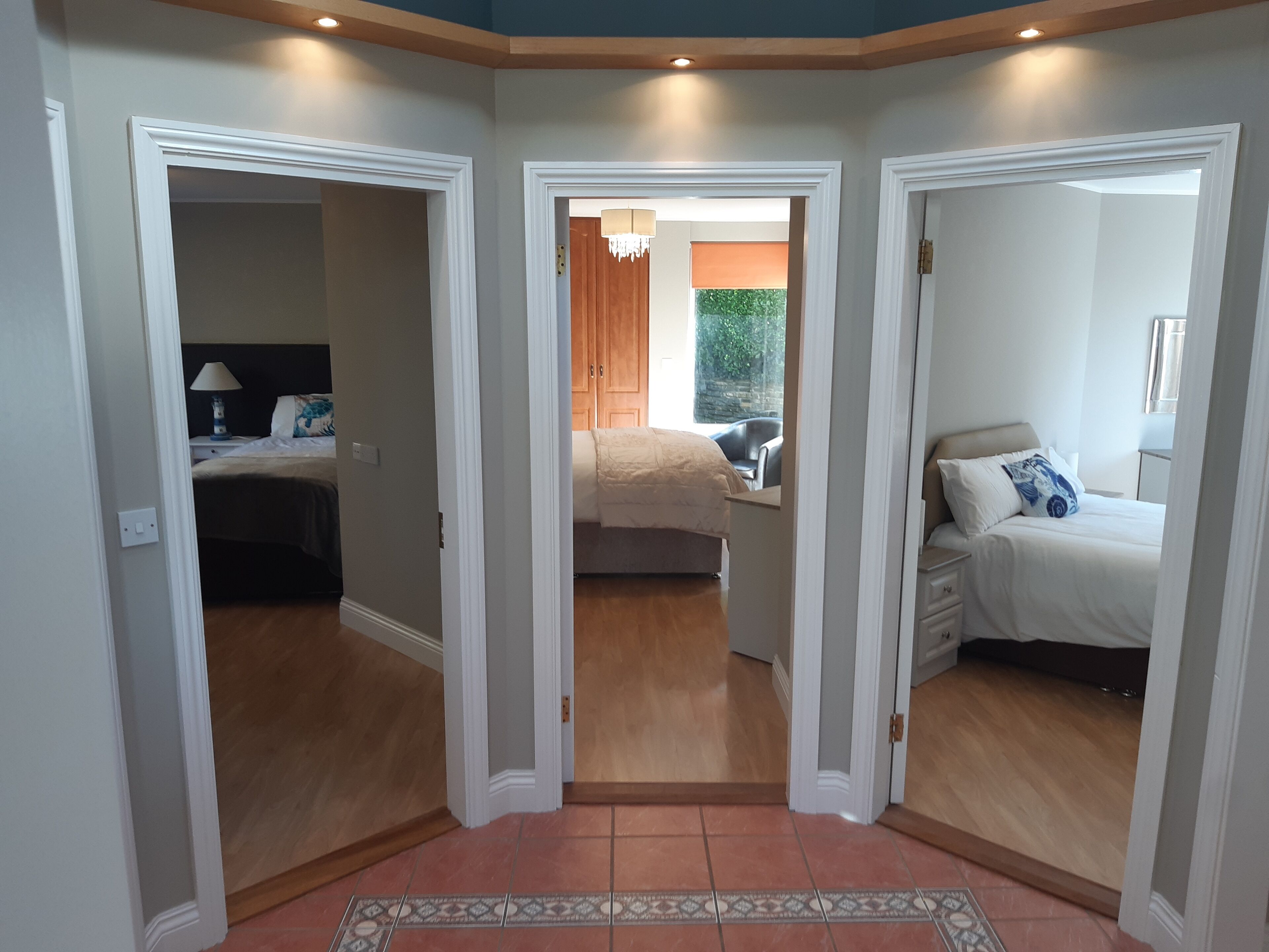 3 bedrooms, iron/ironing board, free WiFi, bed sheets