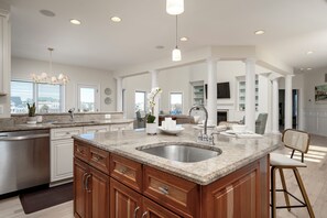 Mikrowelle, Geschirrspüler