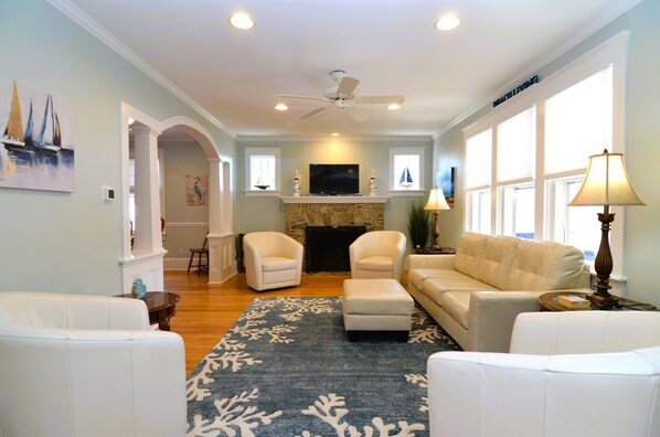 تلفزيون ذكي، كُتُب