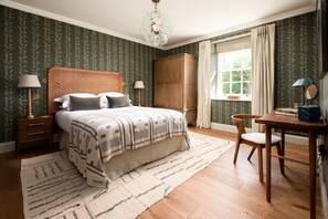 6 多间卧室、旅行婴儿床、WiFi、床单