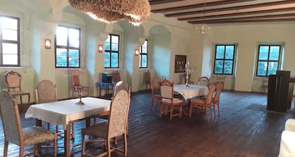 Schloss Ottendorf - Ferienwohnung für 2 + 1