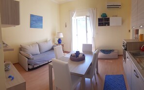 Living area - Vacation home a few meters from the sea full optional with pets allowed (Belvedere Marittimo)