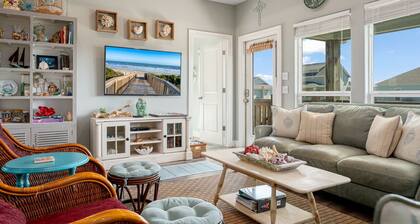 Sea Leggs - Beach Side- 3 Bedroom - 2 Bath- Sleeps 6