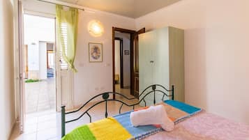 Standard Apartment, 3 Bedrooms, Microwave (Casa Lory 1 Cosy near the Sea) | 3 bedrooms, WiFi