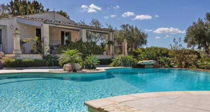 Villa Iris