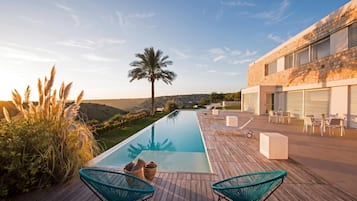 Villa Standard, 4 camere da letto, microonde, lato montagna (Villa Ficus) | Piscina | Piscina all'aperto