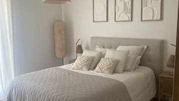 5 chambres, fer et planche Ă repasser, Wi-Fi, draps fournis