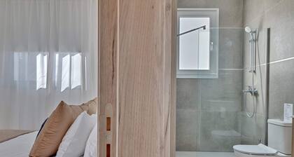 Phaedrus Living: Eolus Residences Aphrodite