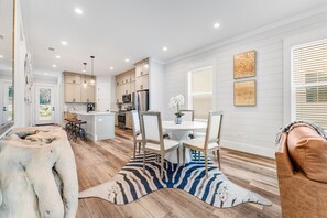 Interior - Sea La Vie #46-Sleeps 9-Newly built home (Santa Rosa Beach)